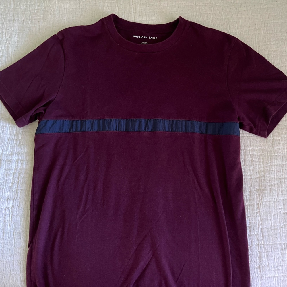 American eagle T-shirt